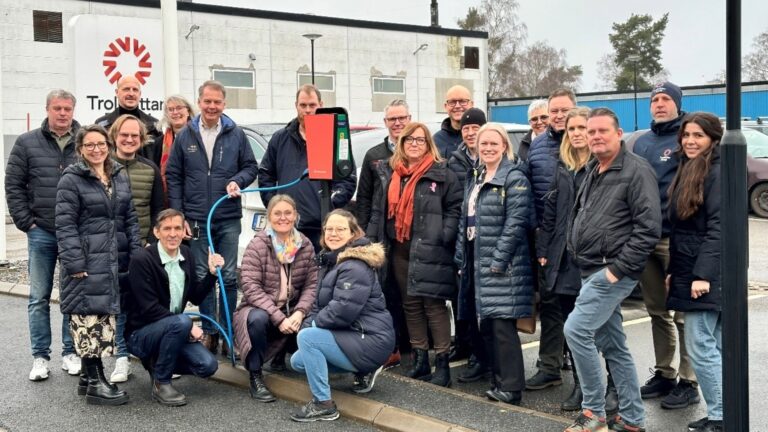 Living Lab Trollhättan har väckt stort engagemang. Bland företag och organisationer som varit med syns bl.a. Assemblin, Kraftstaden, Tooltec, Trollhättan Energi, Ultramare och Högskolan Väst. Foto: Sofi Kristiansson, Trollhättan Energi.