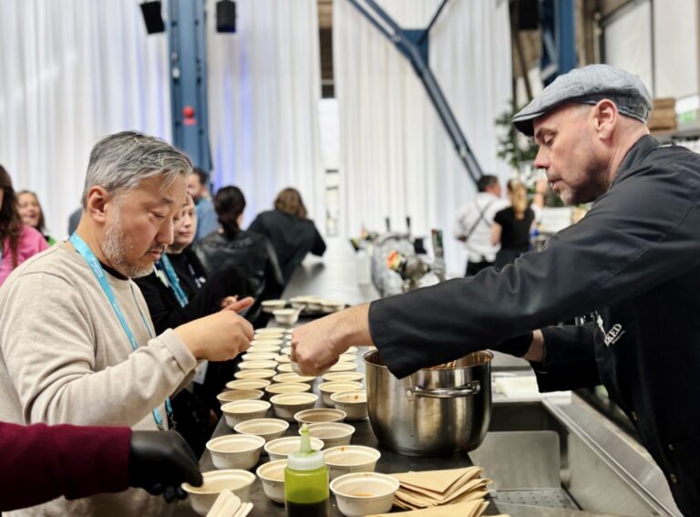 The fair offered several different tastings from the sea and lake.